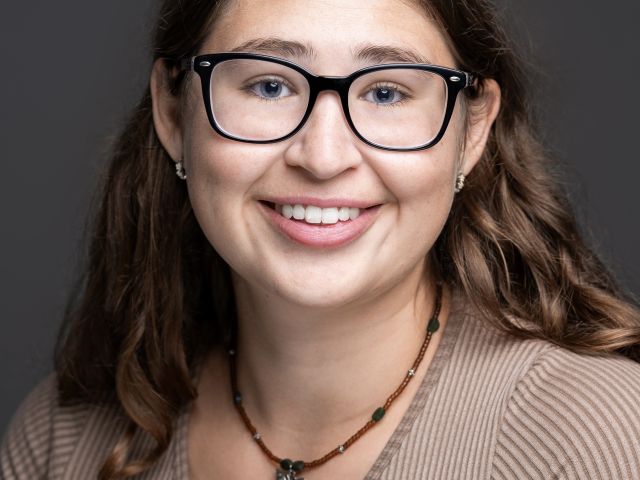 Elaina Pace Headshot